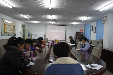 http://www.tute.edu.cn/_mediafile/tute01/2015/12/04/2gtlryuvxr.jpg